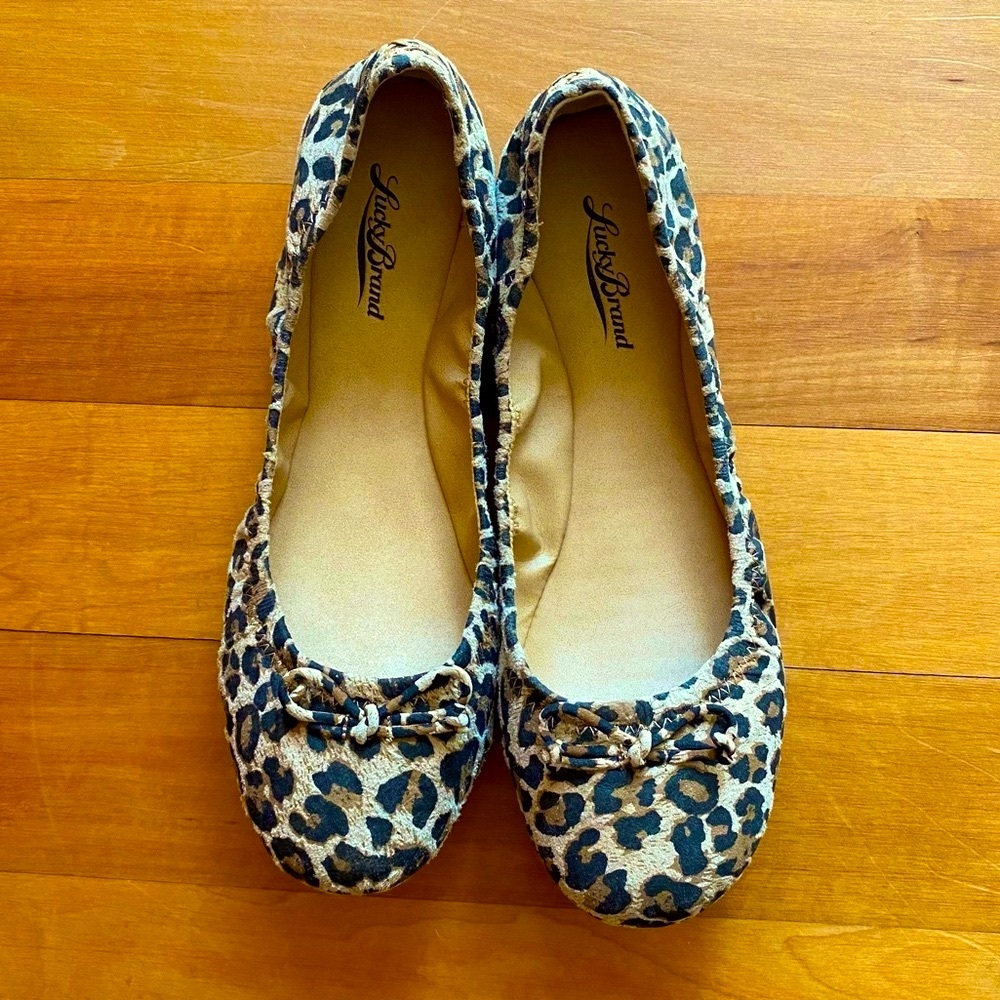 Lucky Brand Eadda Flat